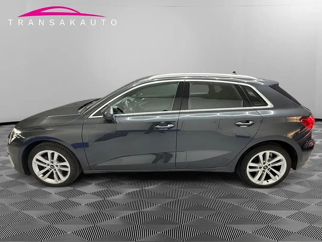 Audi A3 30 TFSI Sportback - foto 2