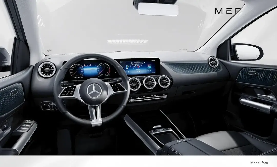 Mercedes-Benz B 180 - Thumbnail 3