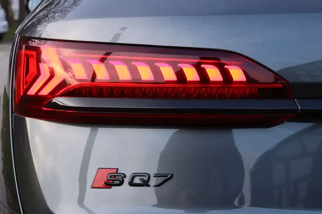 Audi SQ7 4.0 TDI quattro exclusive - Thumbnail 29