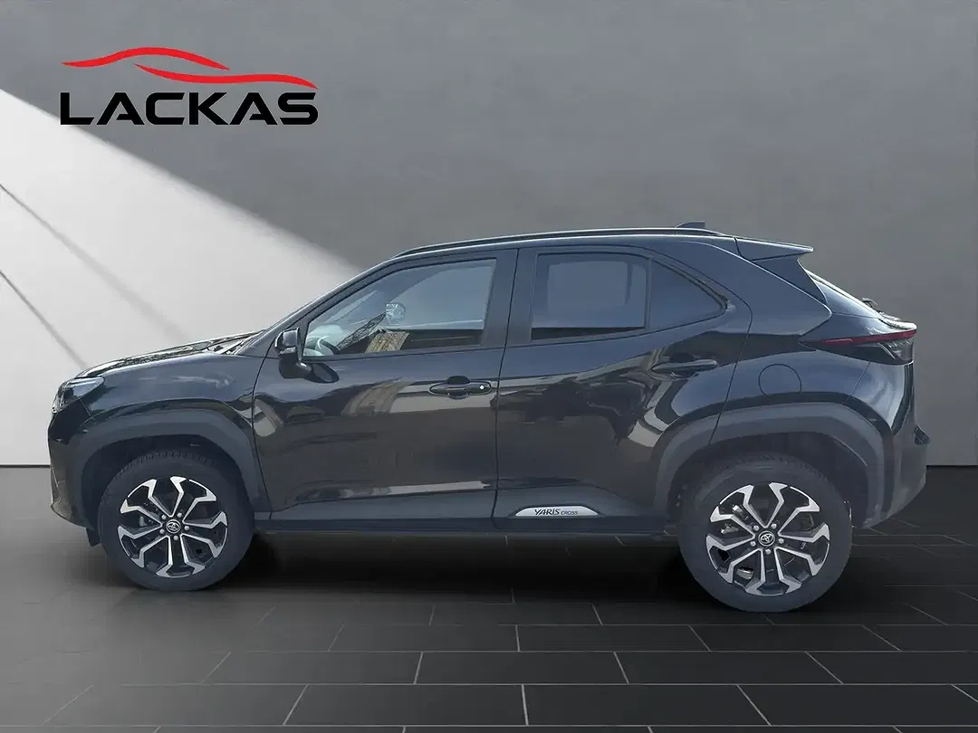 Toyota Yaris Cross Hybrid Teamplayer - Thumbnail 2