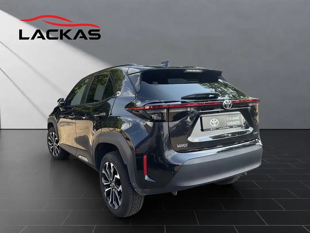 Toyota Yaris Cross Hybrid Teamplayer - Thumbnail 3
