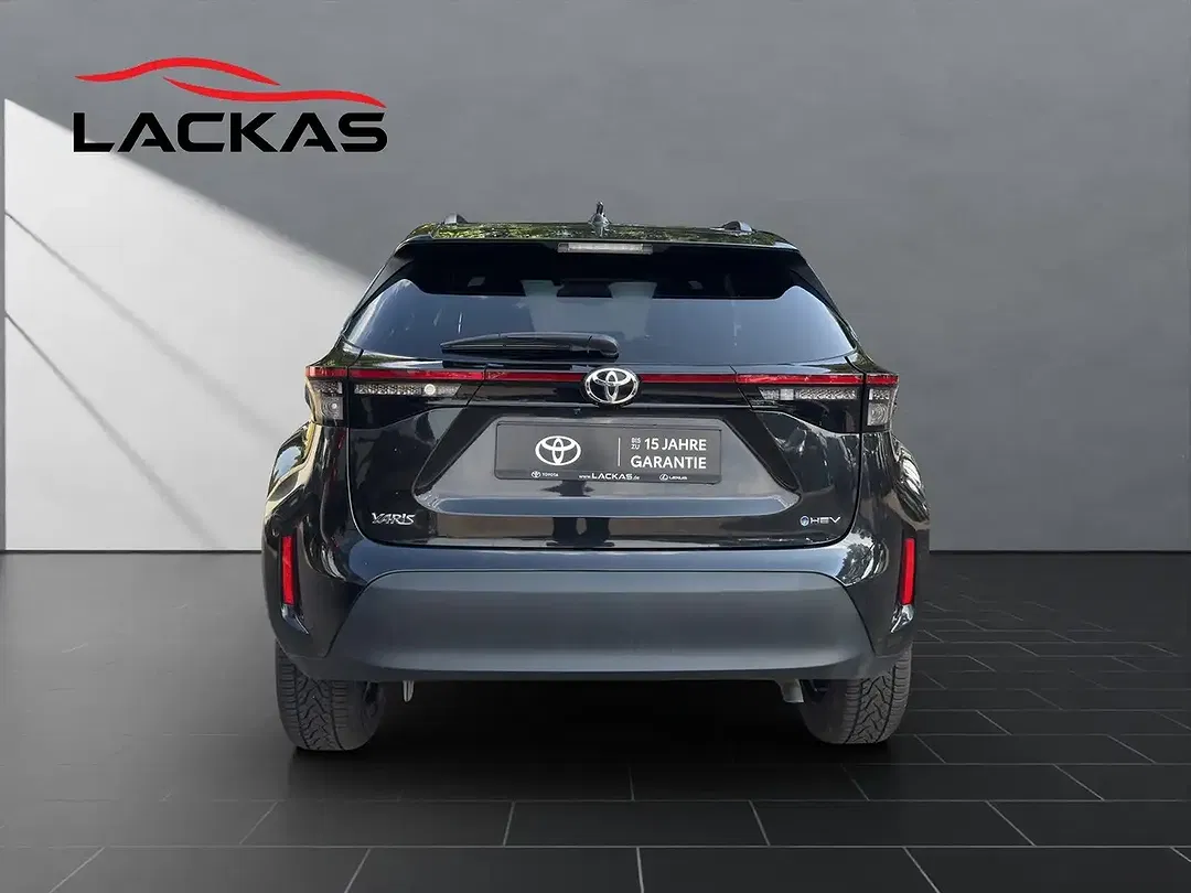 Toyota Yaris Cross Hybrid Teamplayer - Thumbnail 4