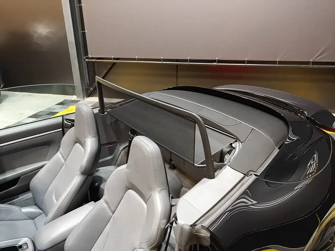 Porsche 911 PASM Carrera Cabriolet - Thumbnail 25
