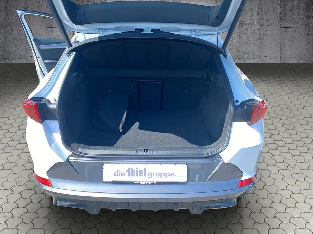 CUPRA Formentor 1.4 TSI PHEV VZ Matrix LED - Thumbnail 10