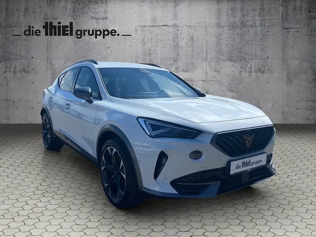 CUPRA Formentor 1.4 TSI PHEV VZ Matrix LED - Thumbnail 2