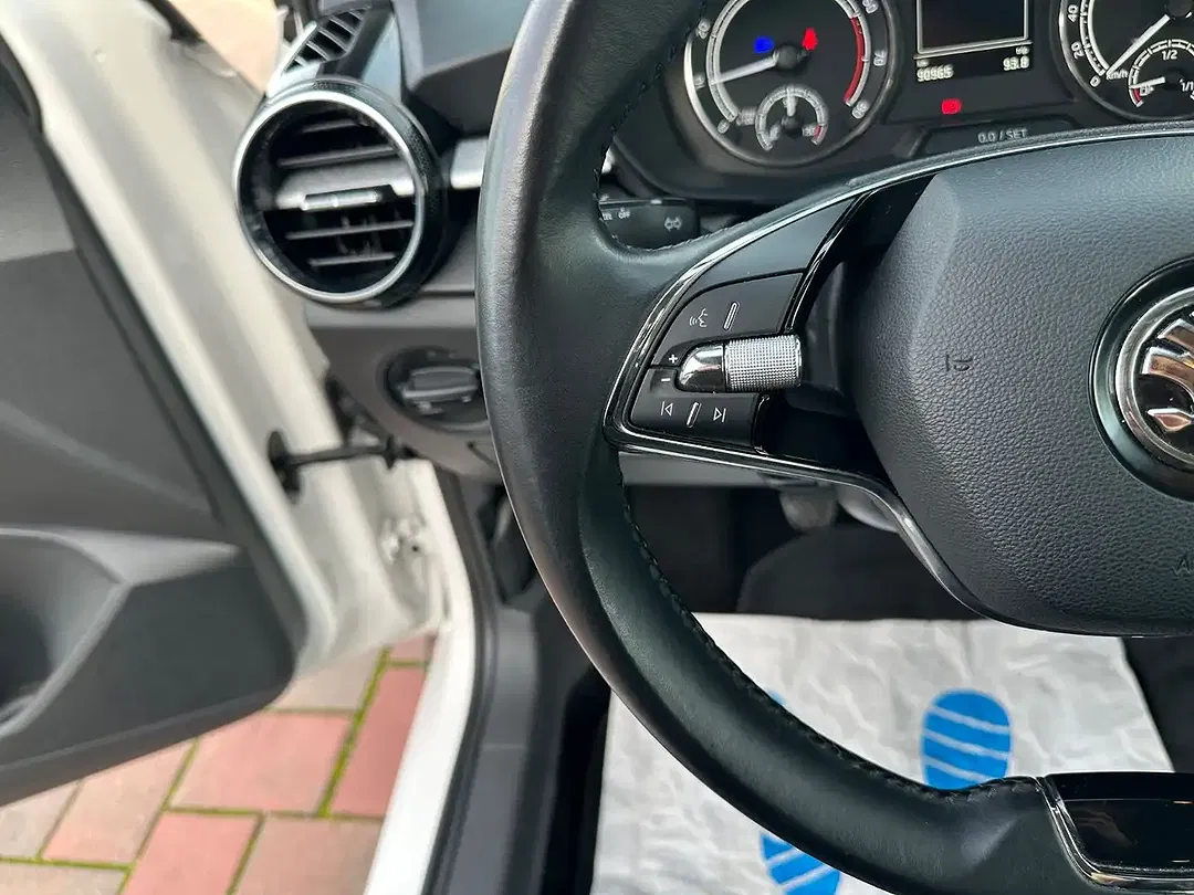 Skoda Fabia 1.0 TSI Ambition - Thumbnail 12