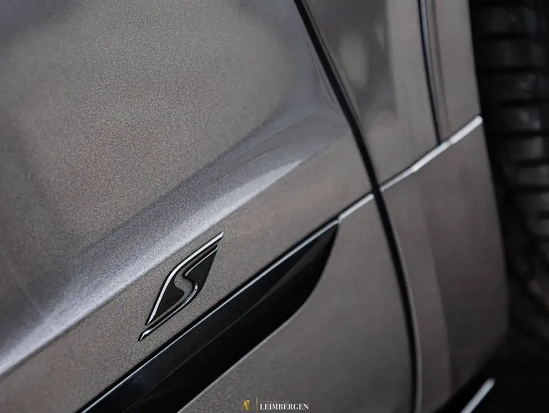 Bentley Bentayga Hybrid S - Thumbnail 8