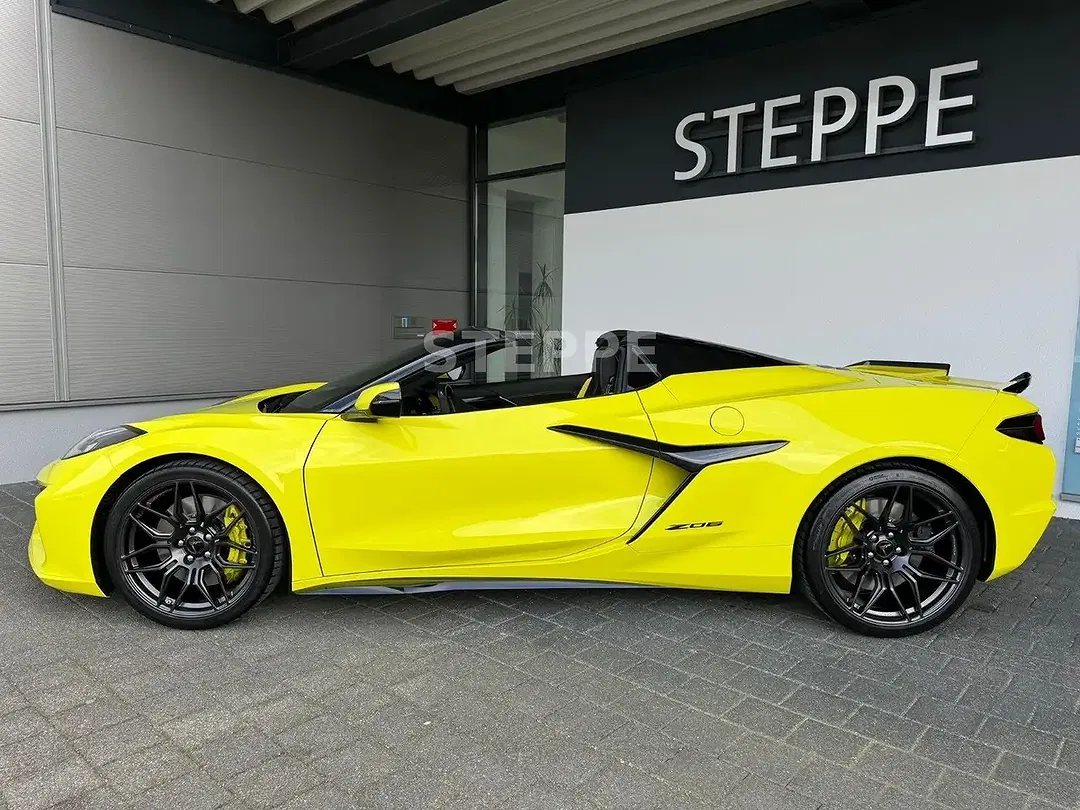 Corvette Z06 5.5 V8 Convertible 3LZ - Thumbnail 8
