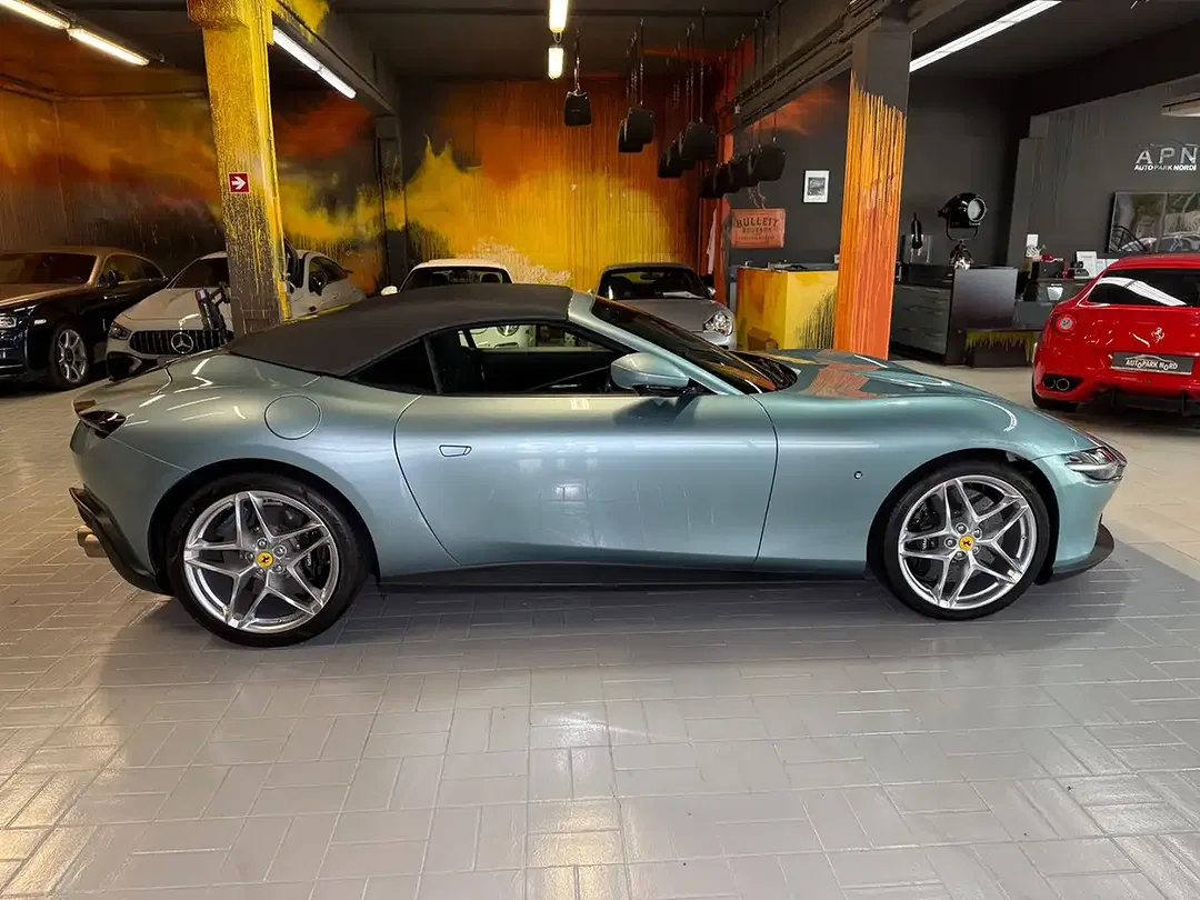 Ferrari Roma 3.9 V8 Turbo DCT Spider - Thumbnail 8