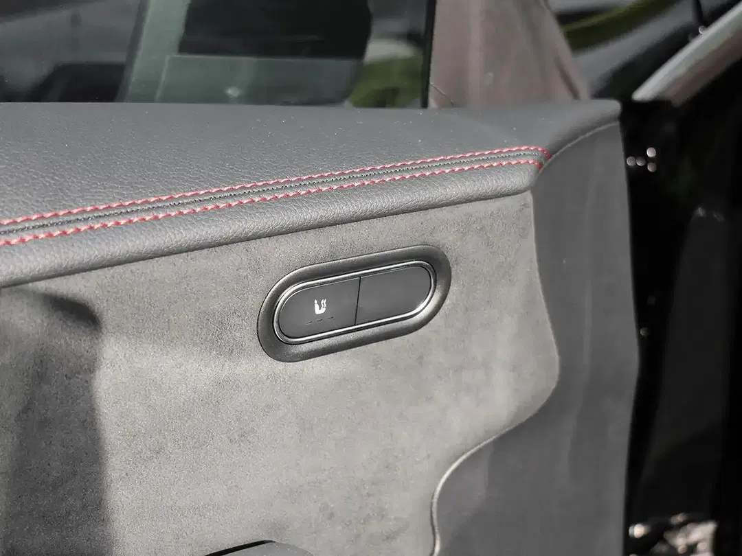 Mercedes-Benz CLA 200 AMG Line - Thumbnail 13