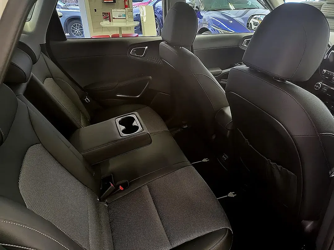 Kia Soul 64 kWh EV Gold - Thumbnail 7