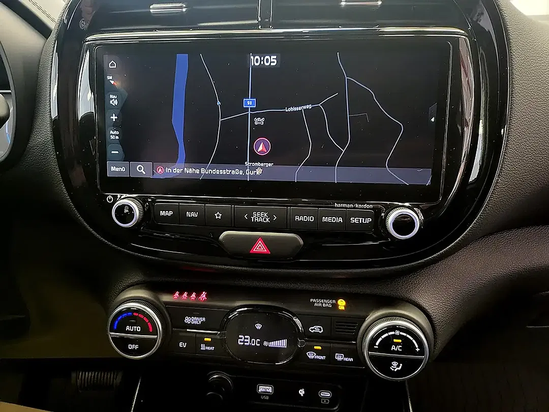 Kia Soul 64 kWh EV Gold - Thumbnail 9