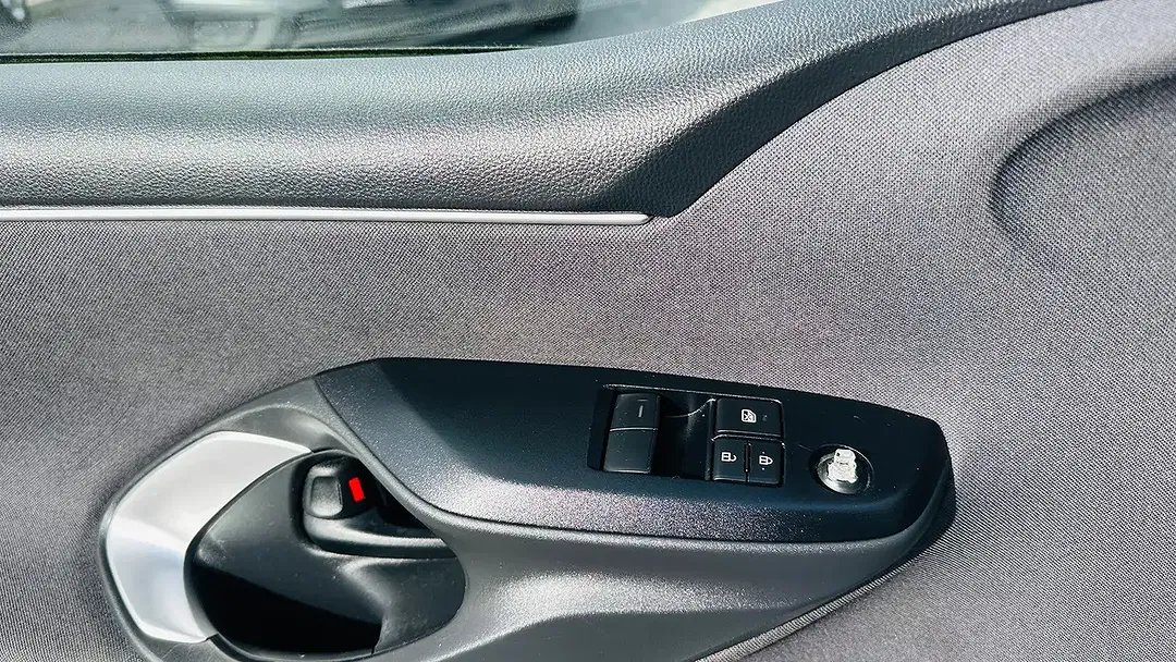 Toyota Yaris Comfort - Thumbnail 13