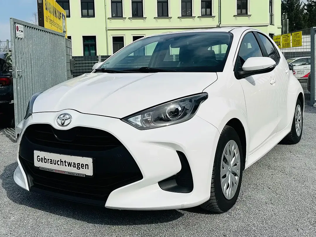 Toyota Yaris Comfort - Thumbnail 4