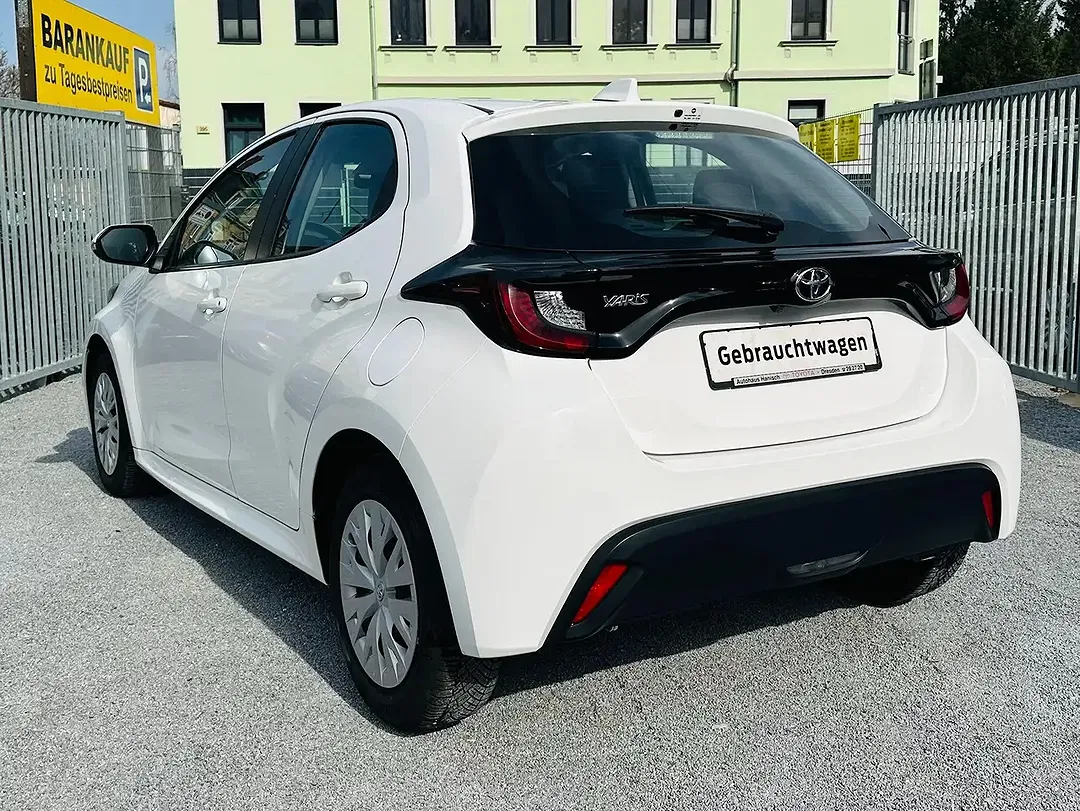 Toyota Yaris Comfort - Thumbnail 5