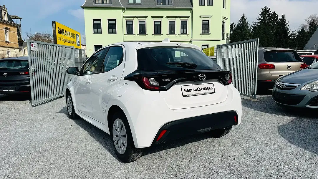 Toyota Yaris Comfort - Thumbnail 6