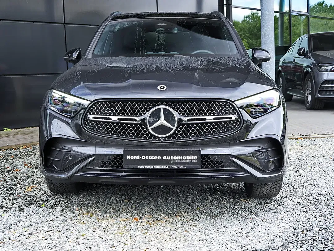 Mercedes-Benz GLC 220 4MATIC AMG MBUX Night - Thumbnail 4