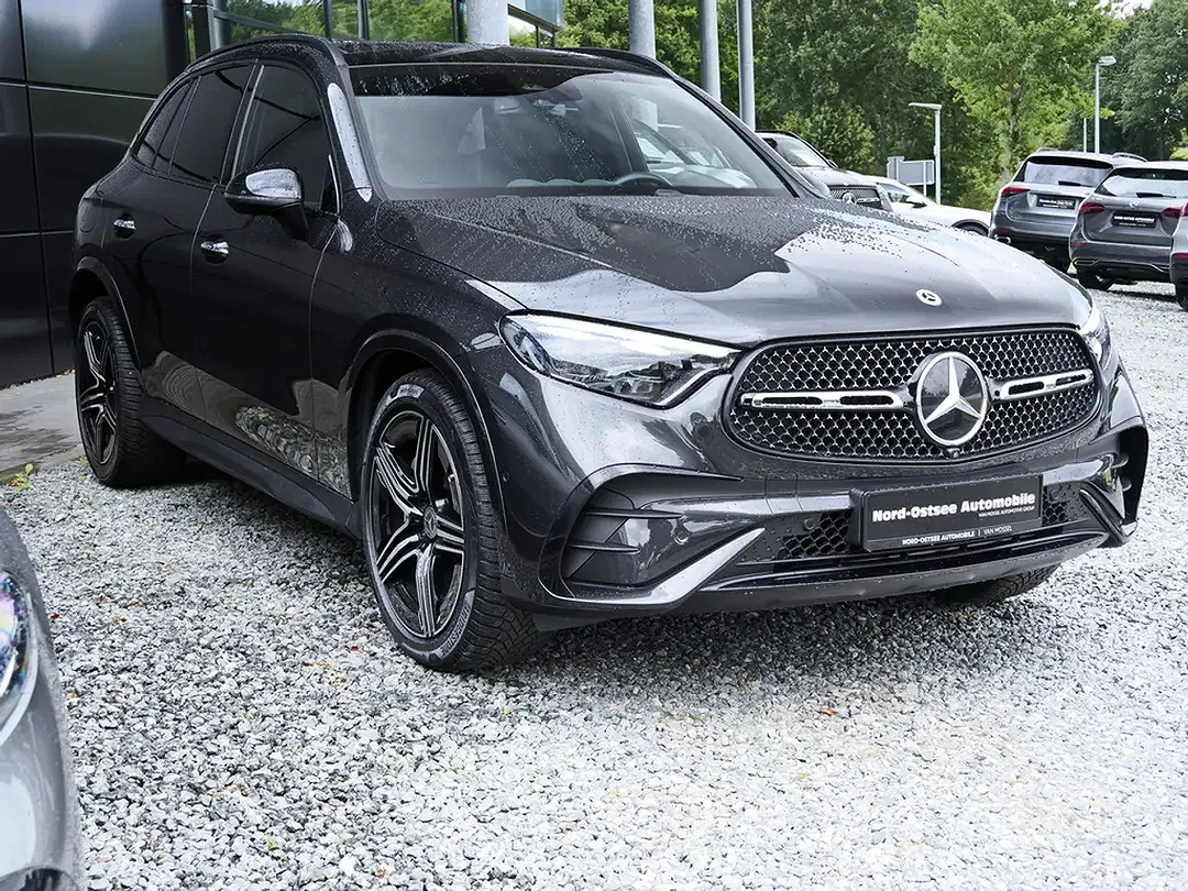 Mercedes-Benz GLC 220 4MATIC AMG MBUX Night - Thumbnail 5
