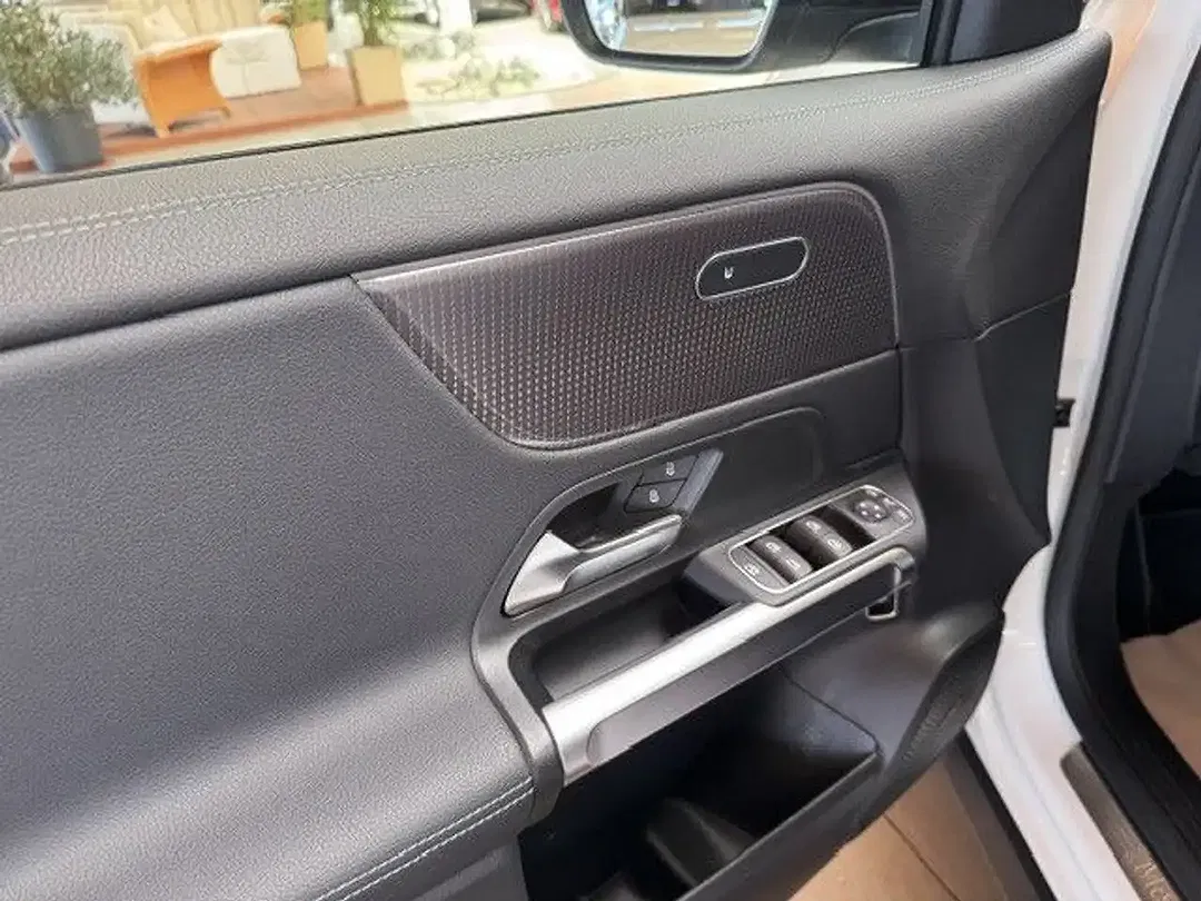 Mercedes-Benz EQB 250 Progressive - foto 13