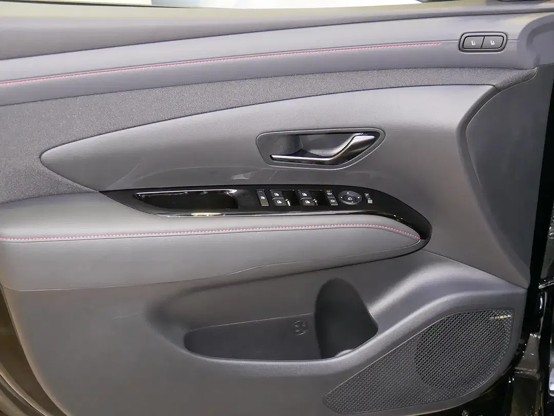 Hyundai TUCSON Hybrid N Line X - Thumbnail 16