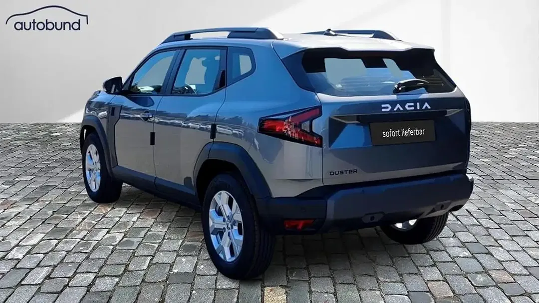 Dacia Duster TCe Celebration - Thumbnail 2