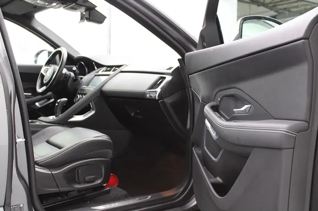 Jaguar E-Pace R-Dynamic S - foto 15