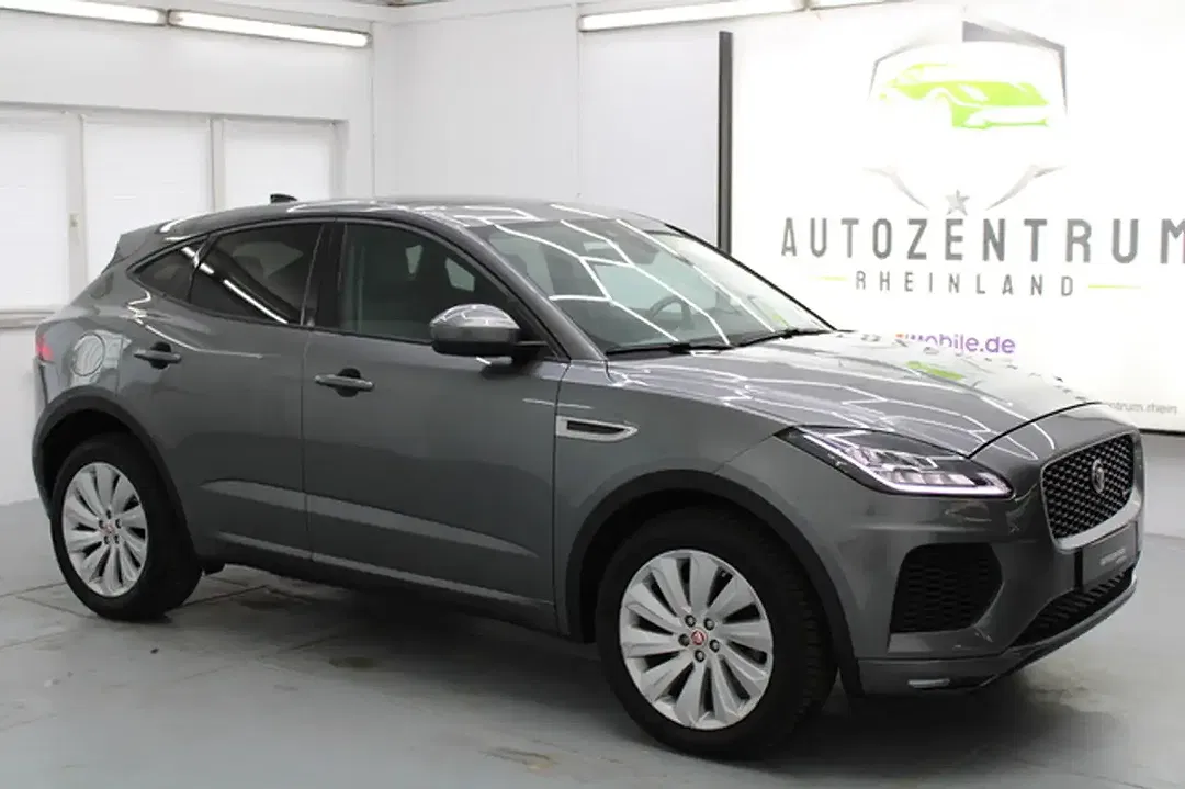 Jaguar E-Pace R-Dynamic S - Thumbnail 4