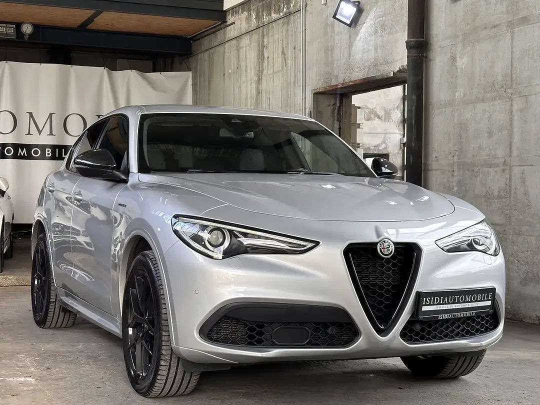 Alfa Romeo Stelvio Q4 Performance Veloce - Thumbnail 10