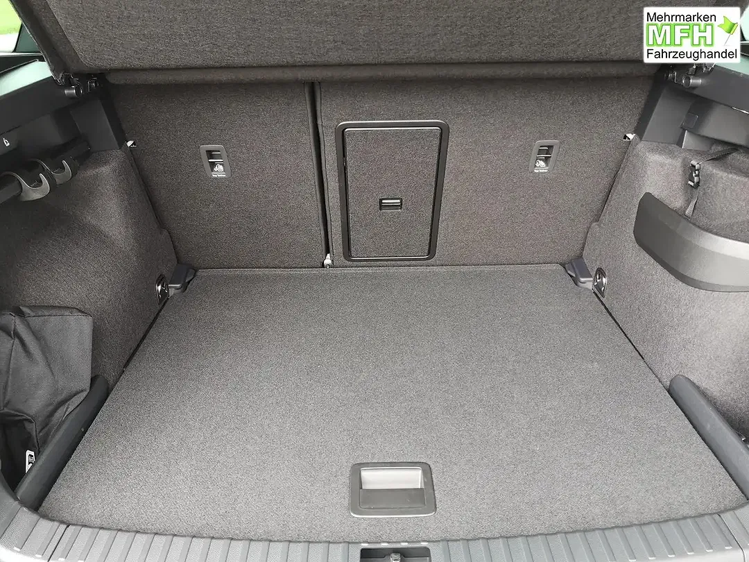 Skoda Karoq 1.5 TSI DSG Sportline - Thumbnail 10