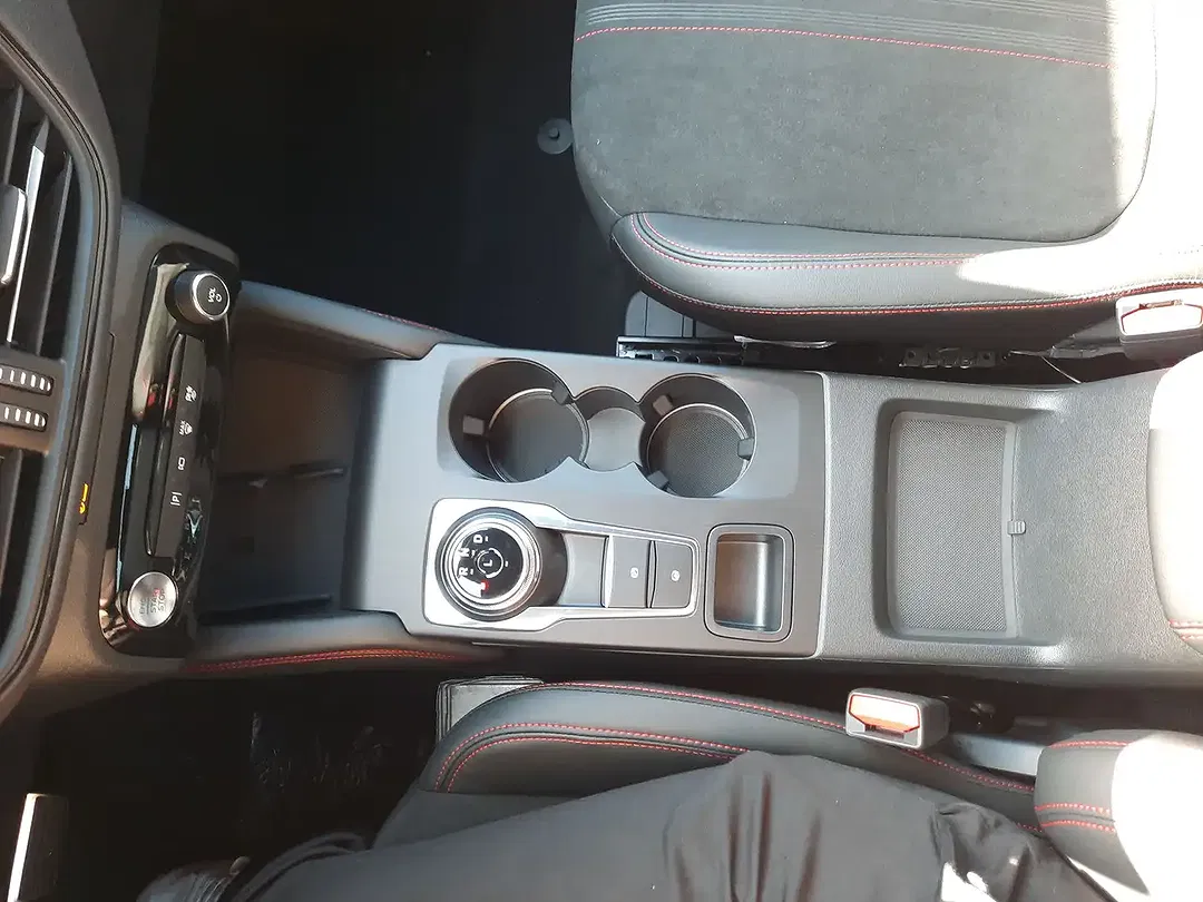 Ford Kuga 2.5 PHEV ST-Line X - Thumbnail 24