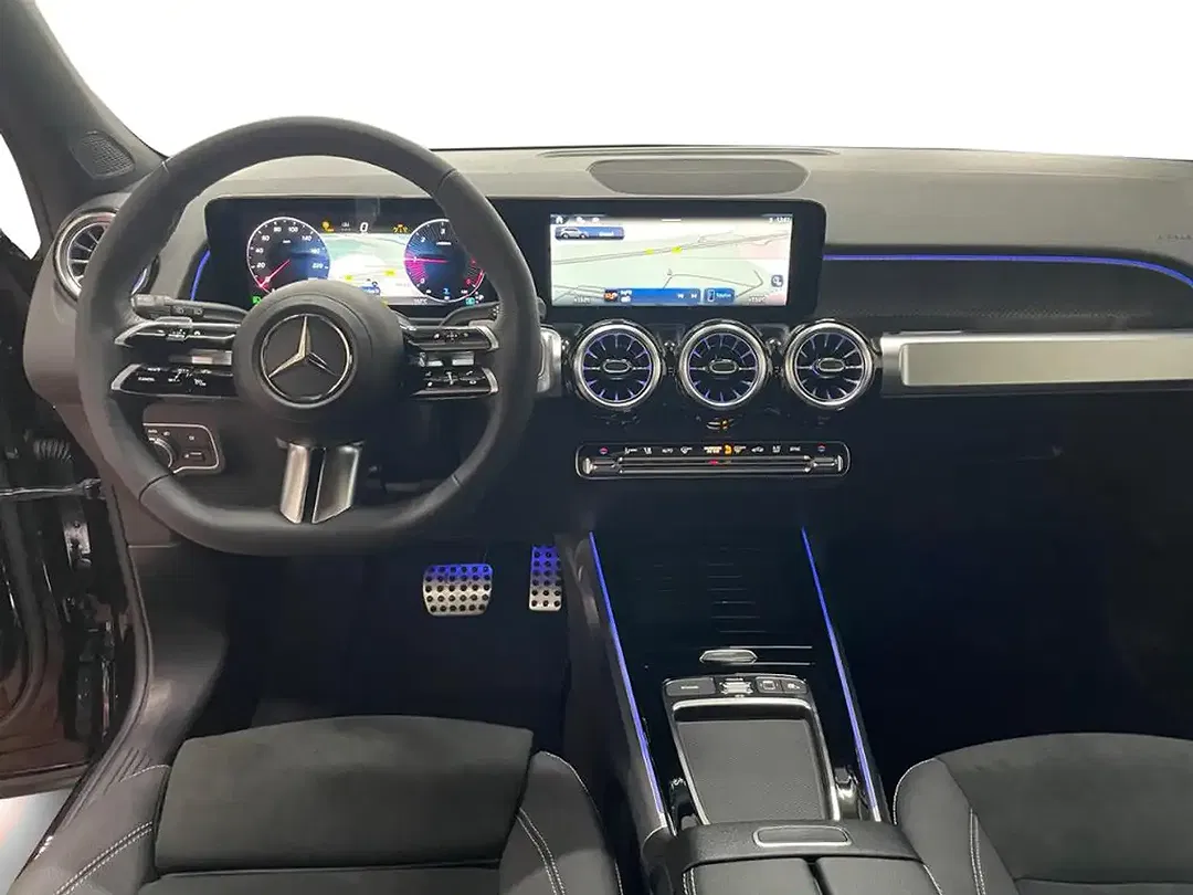 Mercedes-Benz GLB 220 4MATIC AMG MBUX Night - Thumbnail 4