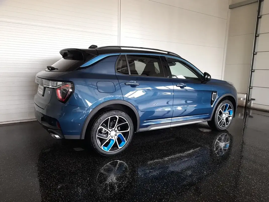 Lynk & Co 01 - foto 2