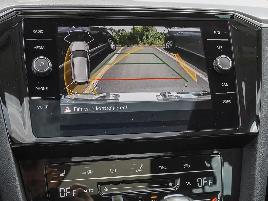 Volkswagen Passat Variant 2.0 TDI DSG Business - Thumbnail 13
