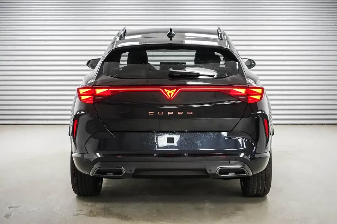 CUPRA Formentor 1.5 eTSI DSG AUT - Thumbnail 3