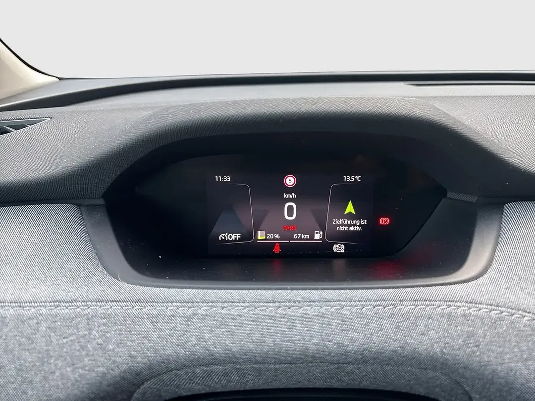 Skoda Enyaq 50 Loft - Thumbnail 10