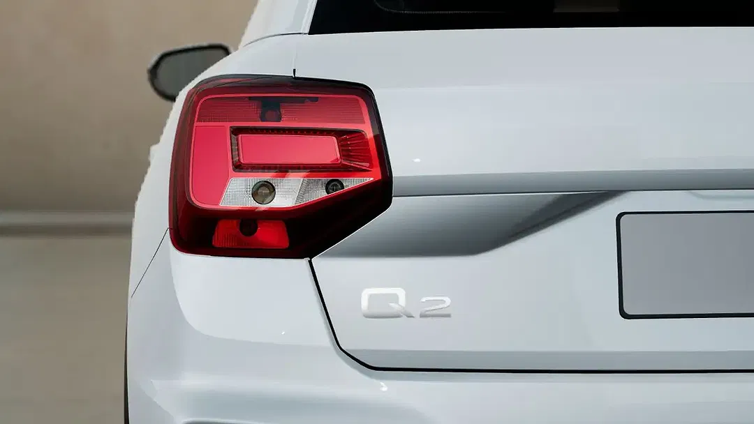 Audi Q2 35 TFSI advanced - Thumbnail 6