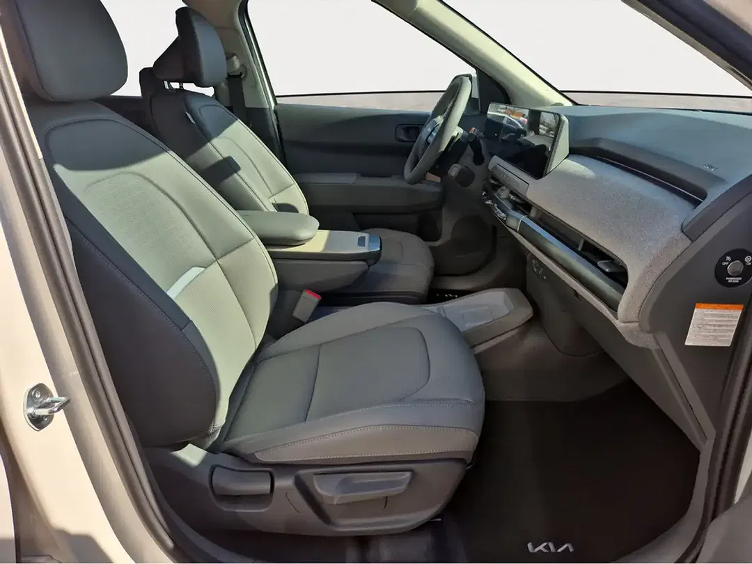 Kia EV3 81.4 kWh Earth Business - Thumbnail 10