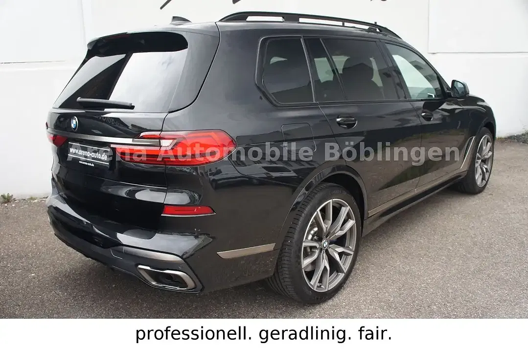 BMW X7 M M50 - Thumbnail 4