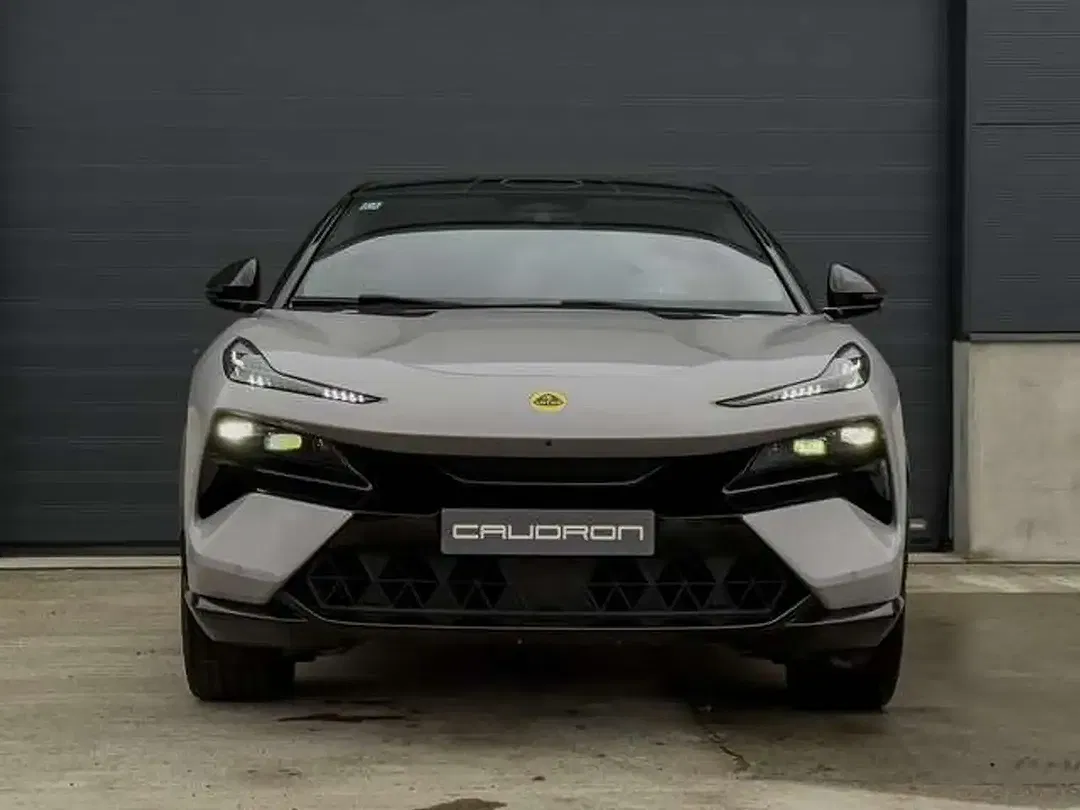 Lotus Eletre - foto 2