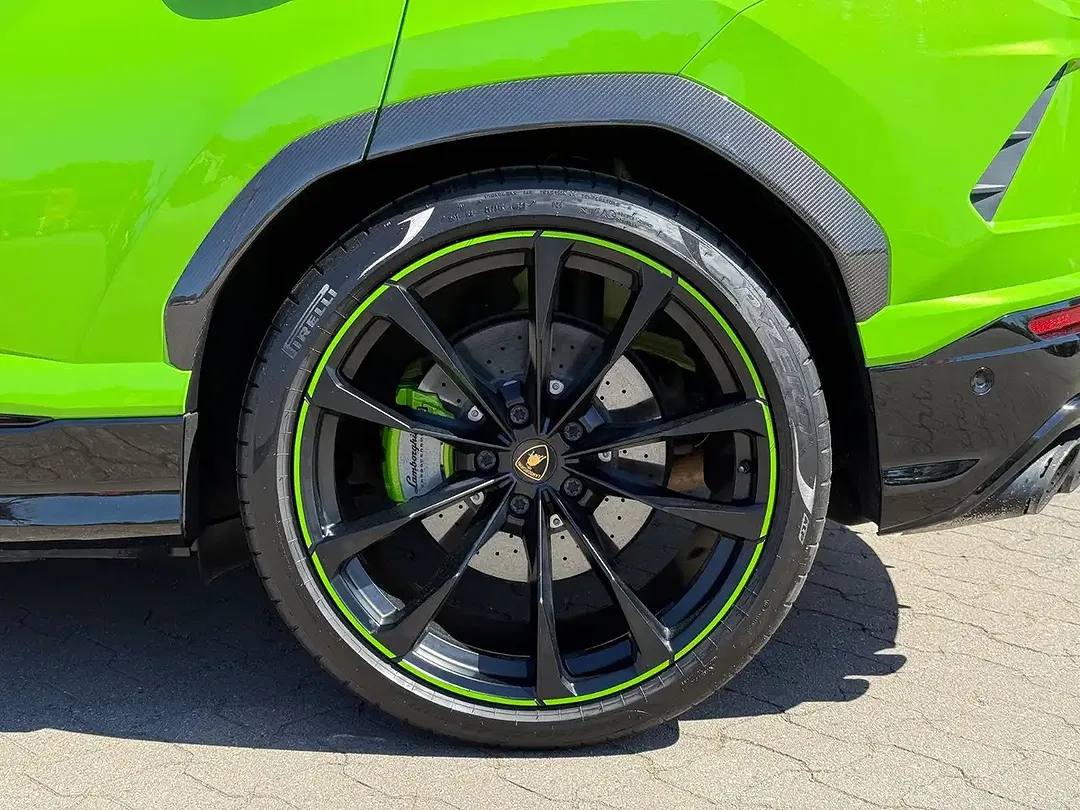 Lamborghini Urus 4.0 V8 Pearl Capsule Edition - Thumbnail 13