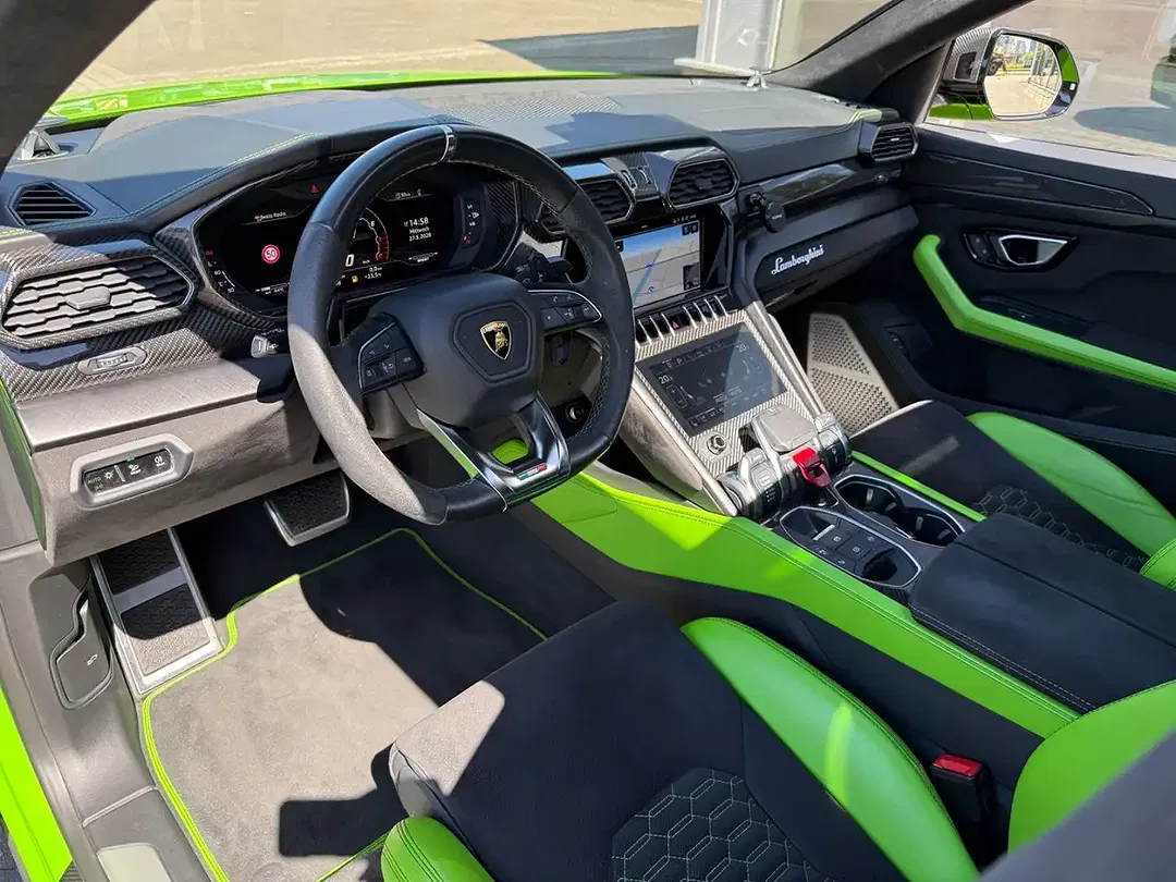 Lamborghini Urus 4.0 V8 Pearl Capsule Edition - Thumbnail 4