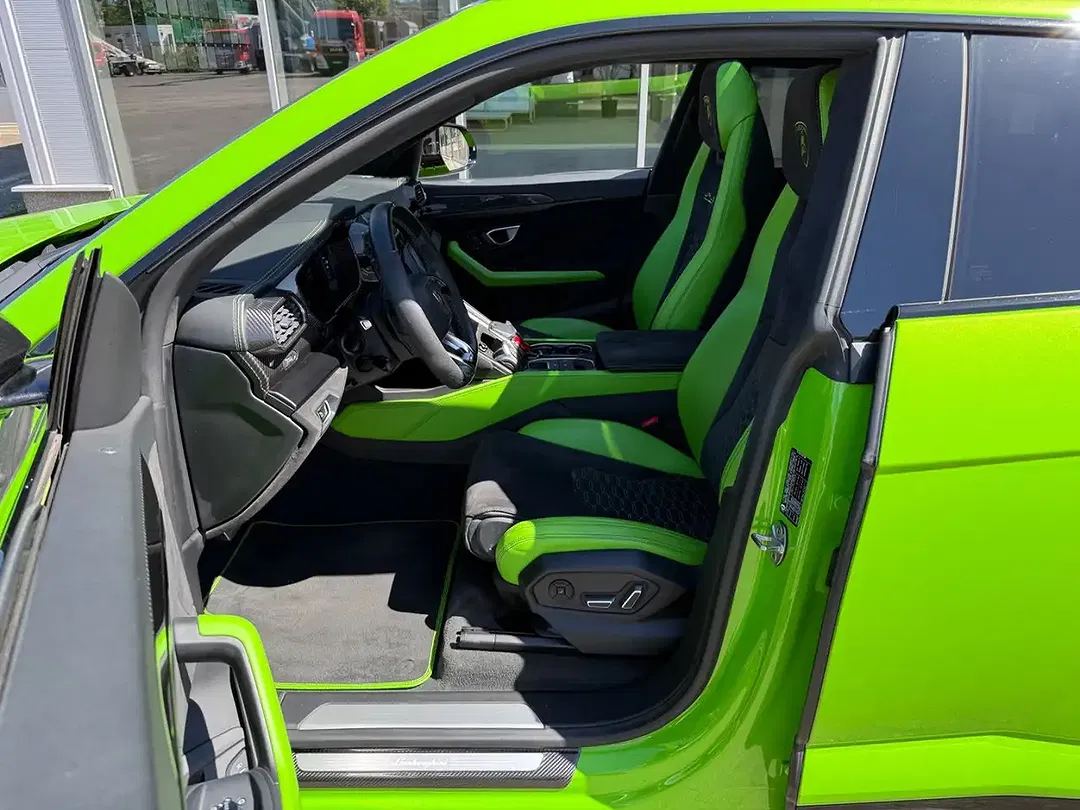 Lamborghini Urus 4.0 V8 Pearl Capsule Edition - Thumbnail 6