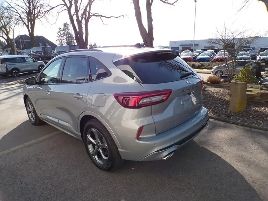 Ford Kuga 1.5 AUT ST-Line - Thumbnail 9