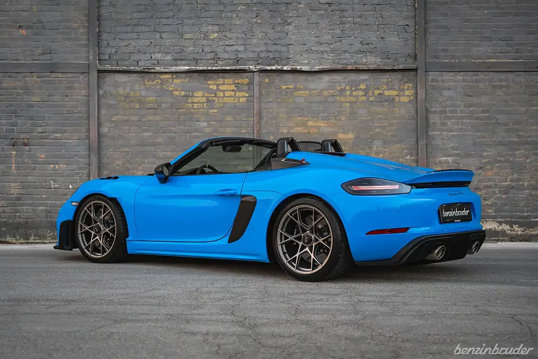 Porsche 718 Spyder RS Weissach PCCB - Thumbnail 11
