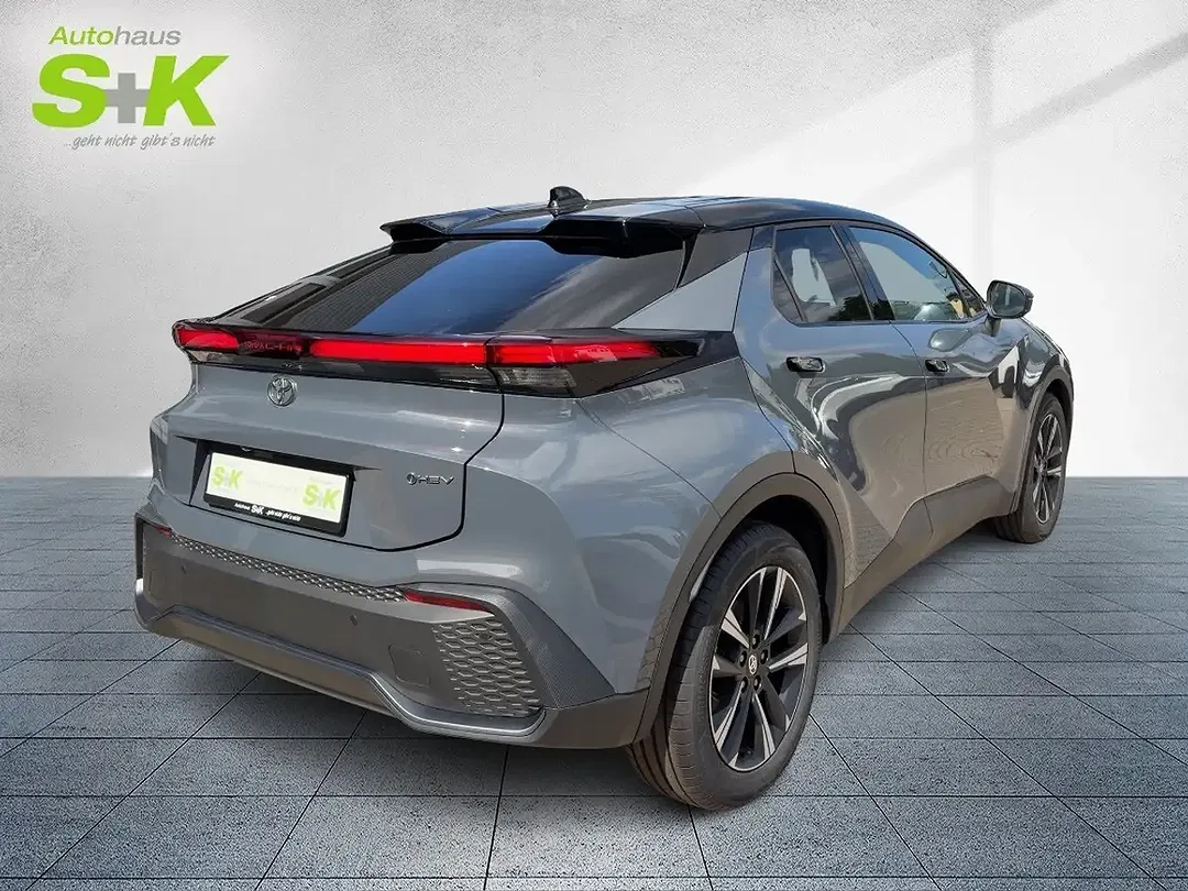 Toyota C-HR Teamplayer - Thumbnail 4