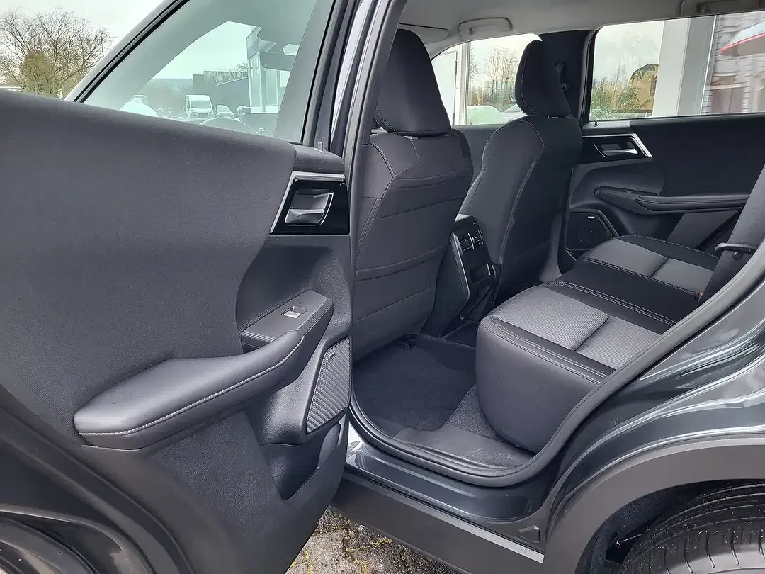 Mitsubishi Outlander 2.4 PHEV Diamant - Thumbnail 11