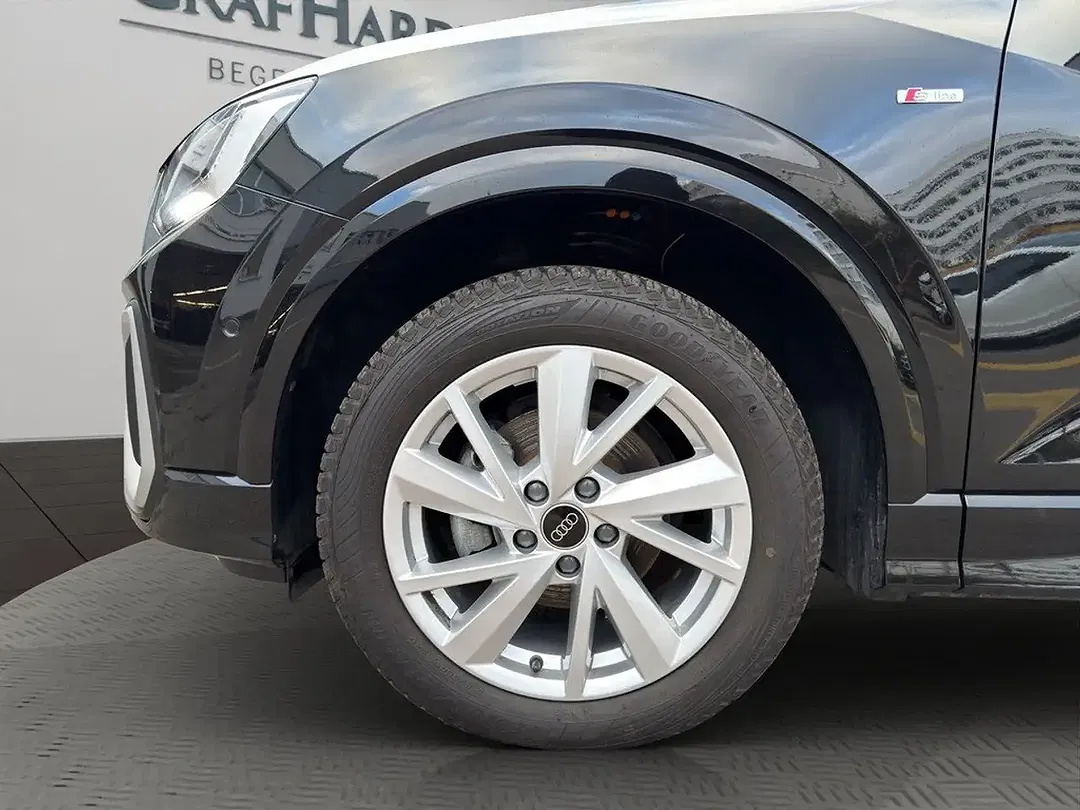 Audi Q2 35 TFSI S tronic S line plus - Thumbnail 3