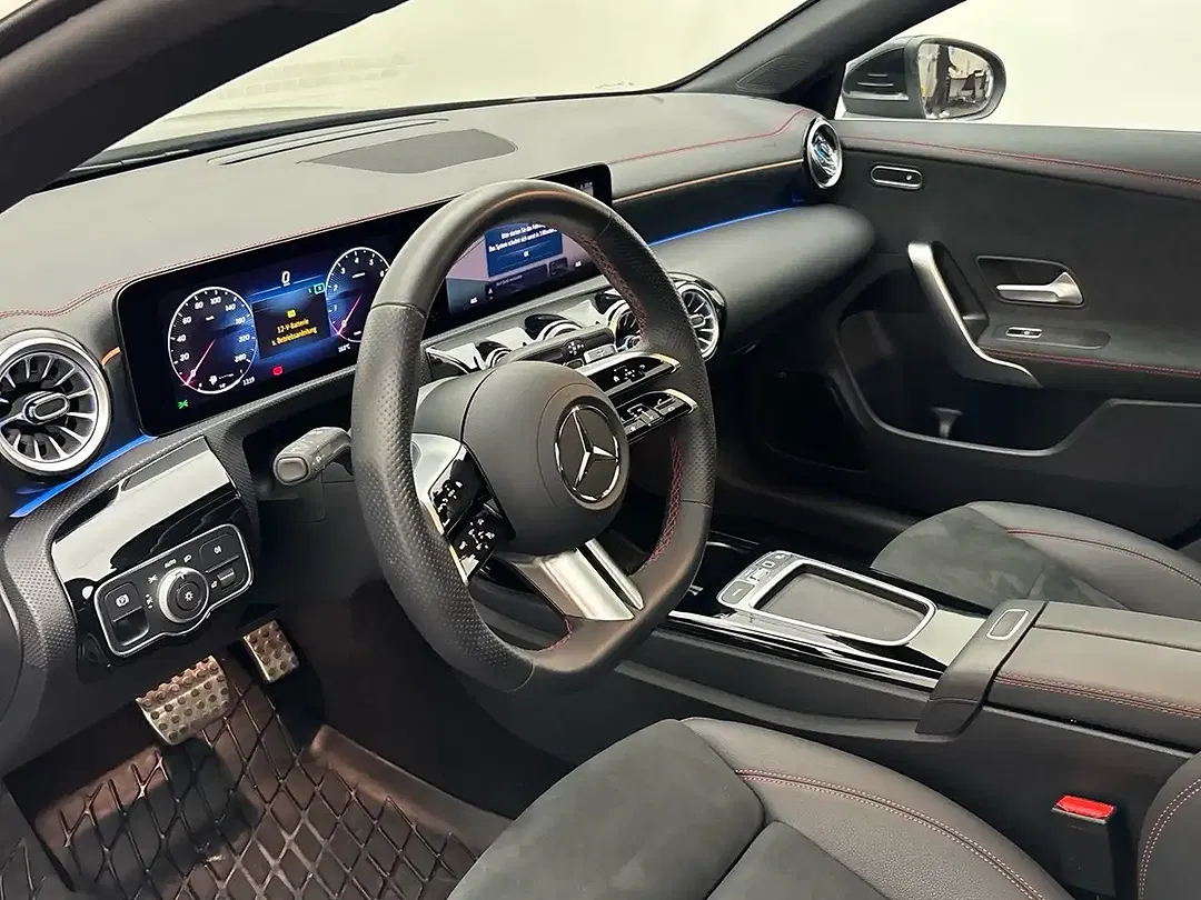 Mercedes-Benz CLA 200 AMG - Thumbnail 12