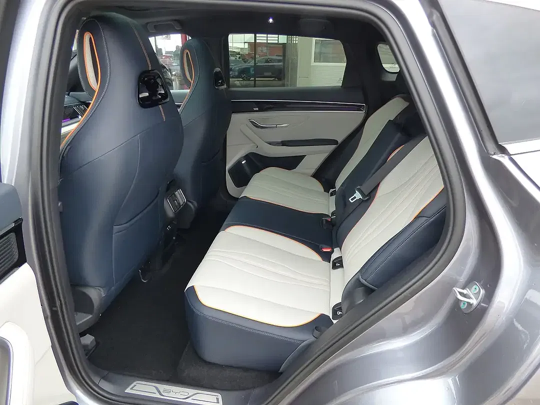 BYD Seal U 87 kWh Design - Thumbnail 7