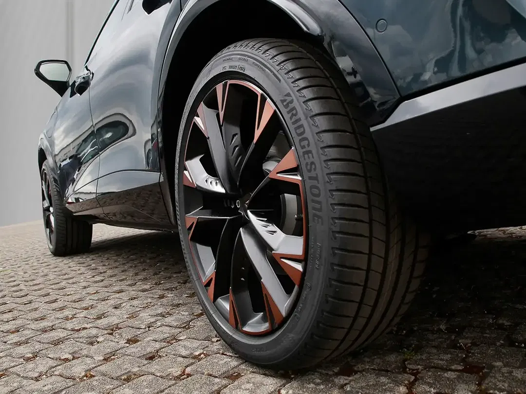 CUPRA Formentor PHEV VZ1 - Thumbnail 5